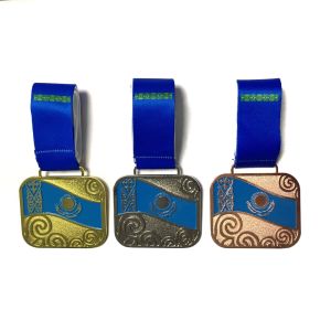 Медаль 6.5х6 см "Казахстан Квадратный желто-синяя лента" M-10