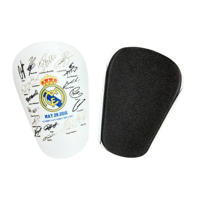 Щитки футбольные мини арт. 600 Real Madrid