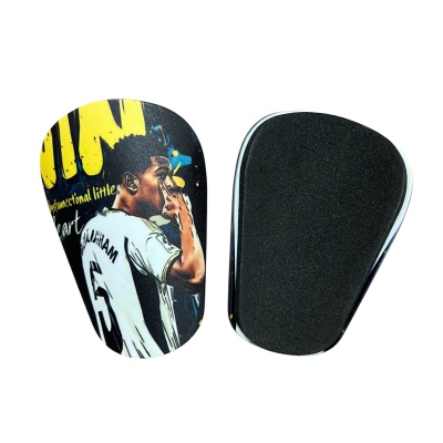 Щитки футбольные мини арт. 600 Bellingham, черный