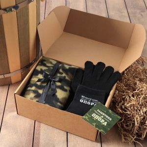 Набор подарочный "Защитник и опора" 10798699, плед, носки, перчатки