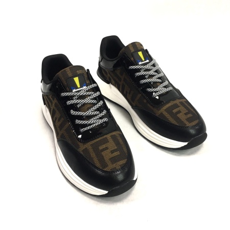 Кроссовки Fendi, черный