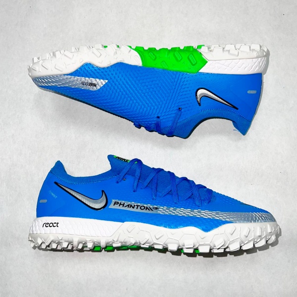 Сороконожки Nike Phantom, голубой