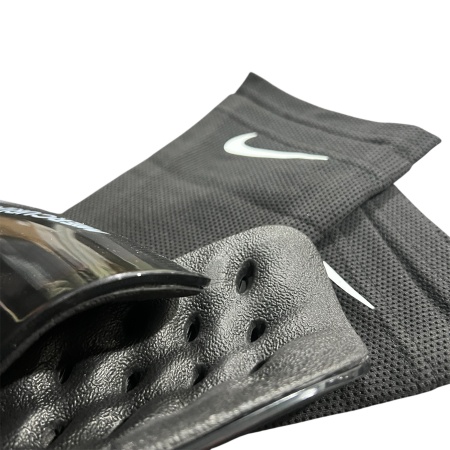 Щитки футбольные Nike Mercurial Lite арт.686, с держателями, в сумочке, черный