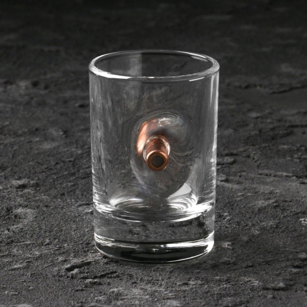 Набор «Непробиваемый» 6384647, 2 стопки 50 мл с пулей, зажигалка, подставка