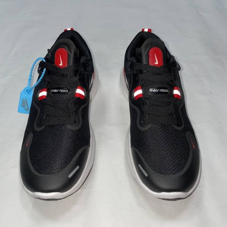 Кроссовки Nike 2030, черный/красный