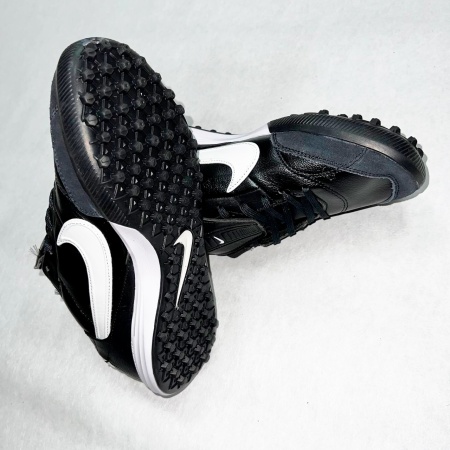 Сороконожки Nike Premier, черный