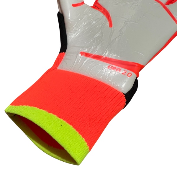 Перчатки вратарские Adidas Predator Pro арт. 2098, черный/оранжевый