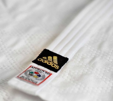 Кимоно для дзюдо Adidas J200E, белый/золотой