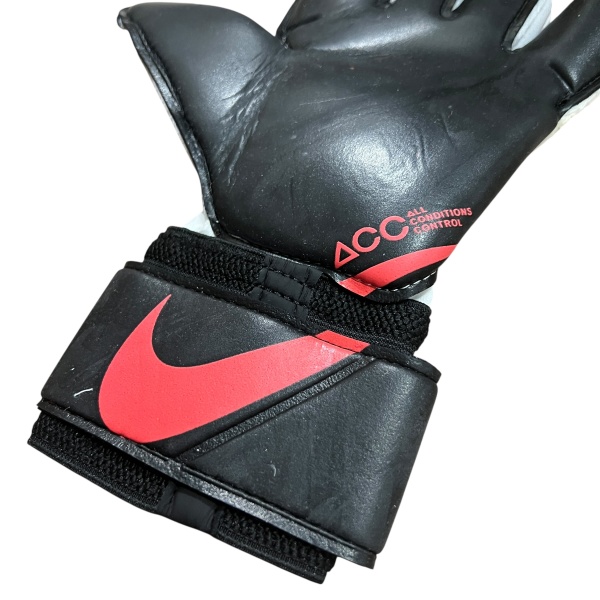 Перчатки вратарские Nike Vapor Grip 3 (арт. 2077), белый