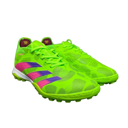 Сороконожки Adidas Predator 8851 FAS Green, зеленый