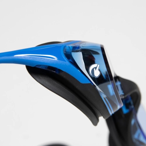 Очки для плавания Arena Cobra Swipe 004195-400, синие линзы, синий/черный