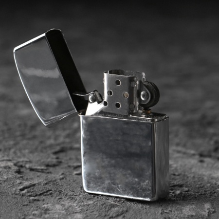 Набор «Непробиваемый» 6384647, 2 стопки 50 мл с пулей, зажигалка, подставка