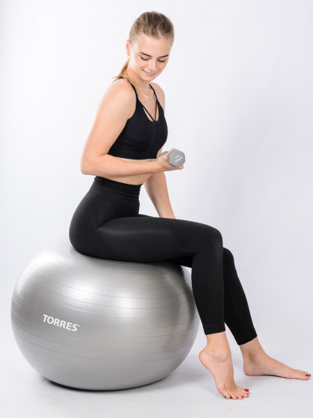 Фитбол Torres AL121155SL, 55 см, гладкий, с насосом, серый