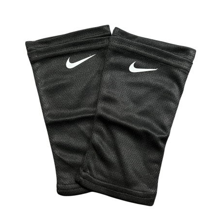 Фиксатор футбольных щитков Nike 9373, черный