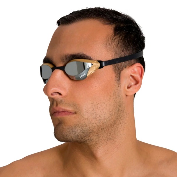 Очки для плавания Arena Cobra Core Swipe Mirror 003251-530, серебрянные линзы, черный/золотой